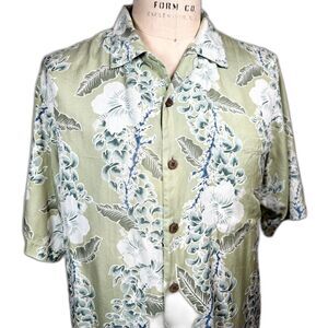 Tommy Bahama 100% Silk Sage Green Floral Print Short Sleeve Button up Shirt LG